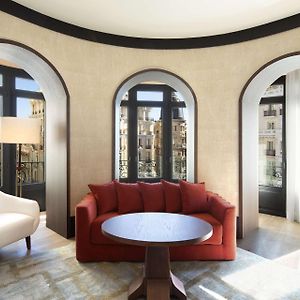 Suite Familiar Comunicada